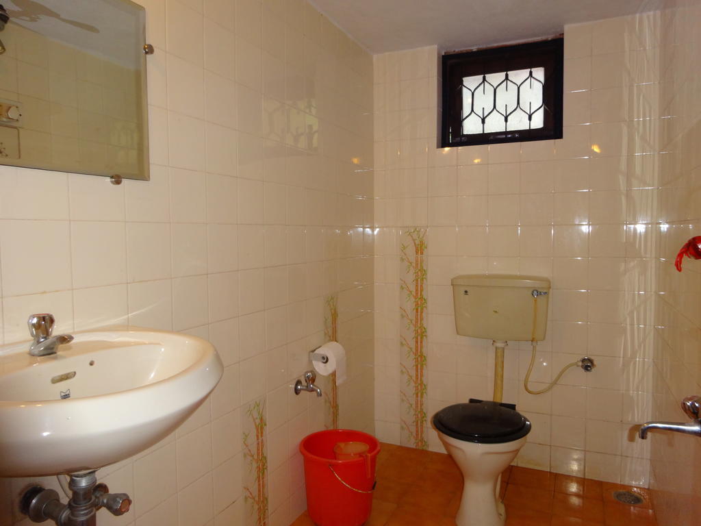 Pinto Guest House Candolim Quarto foto